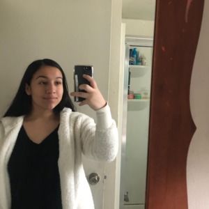 Meet your Posher, Jenifer